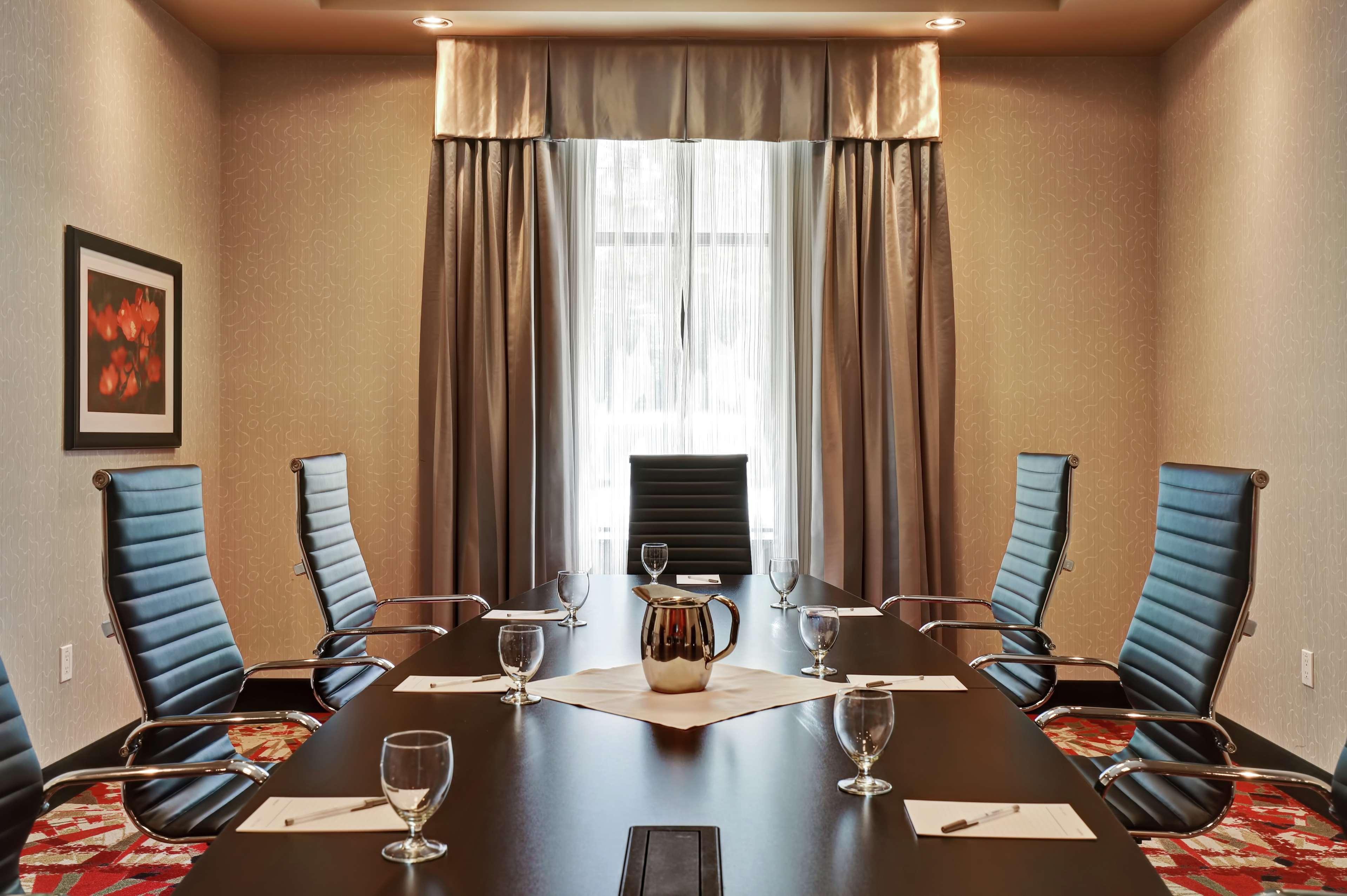 Hampton Inn By Hilton Chilliwack Εξωτερικό φωτογραφία