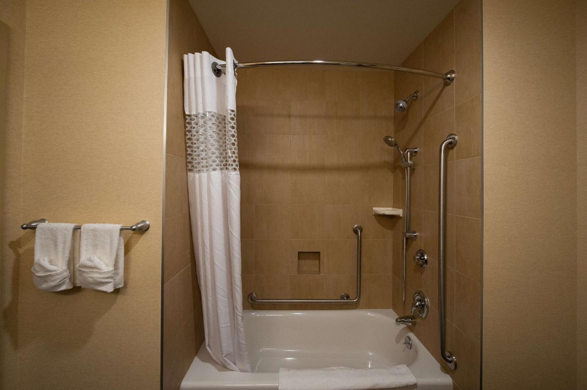 Hampton Inn By Hilton Chilliwack Εξωτερικό φωτογραφία